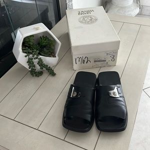 Versace black leather slides men’s size 8/women’s 10